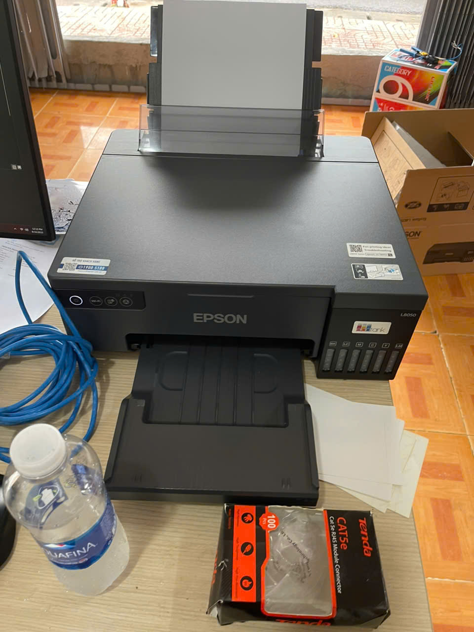 Máy in phun màu wifi EPSON L8050- Chính hãng mới 100% 2 z6912730105541 e5c6128e8cab70f6ae3670d6188a5e50